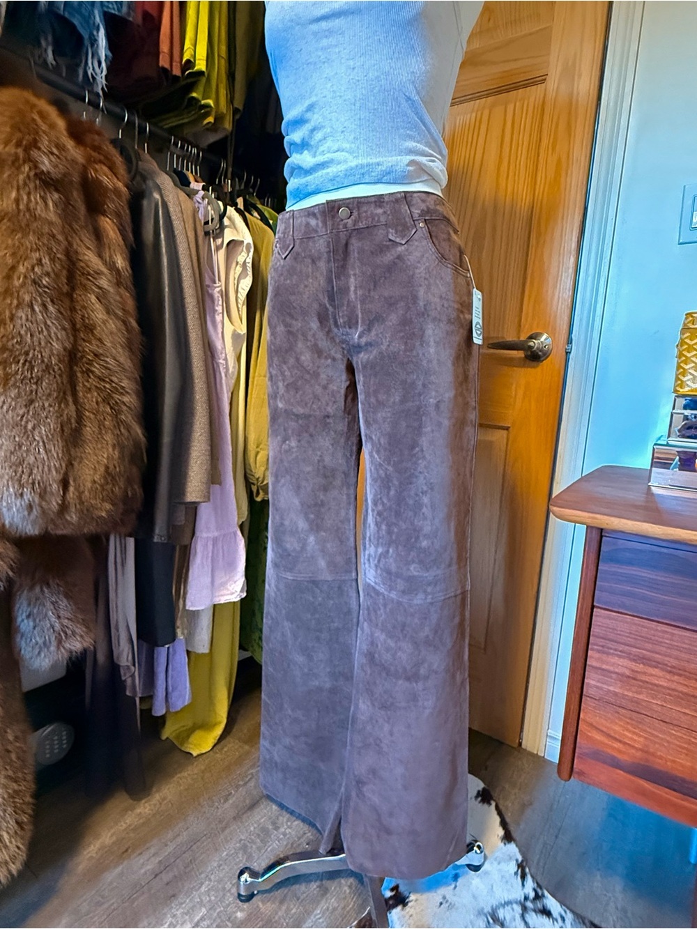Low Rise Straight-Leg Suede Pants in Brown